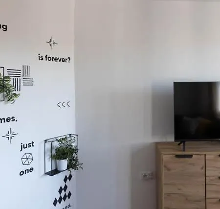 Lovely 1bd Flat Near The Sea Garden By Flat Mаnаger Burgasz